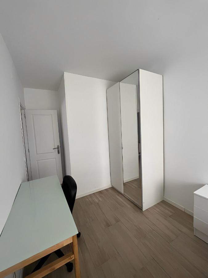 Centrico Aire Acondicionado 3 Habitaciones Zona Aparcamiento Gratuito Madryt Zewnętrze zdjęcie