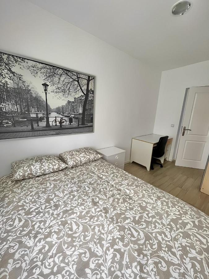 Centrico Aire Acondicionado 3 Habitaciones Zona Aparcamiento Gratuito Madryt Zewnętrze zdjęcie
